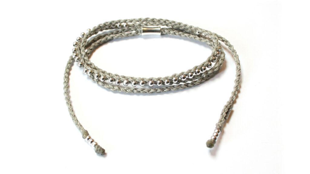 Wakami WA0586-01 Life Is What You Make of It Choker Cloud