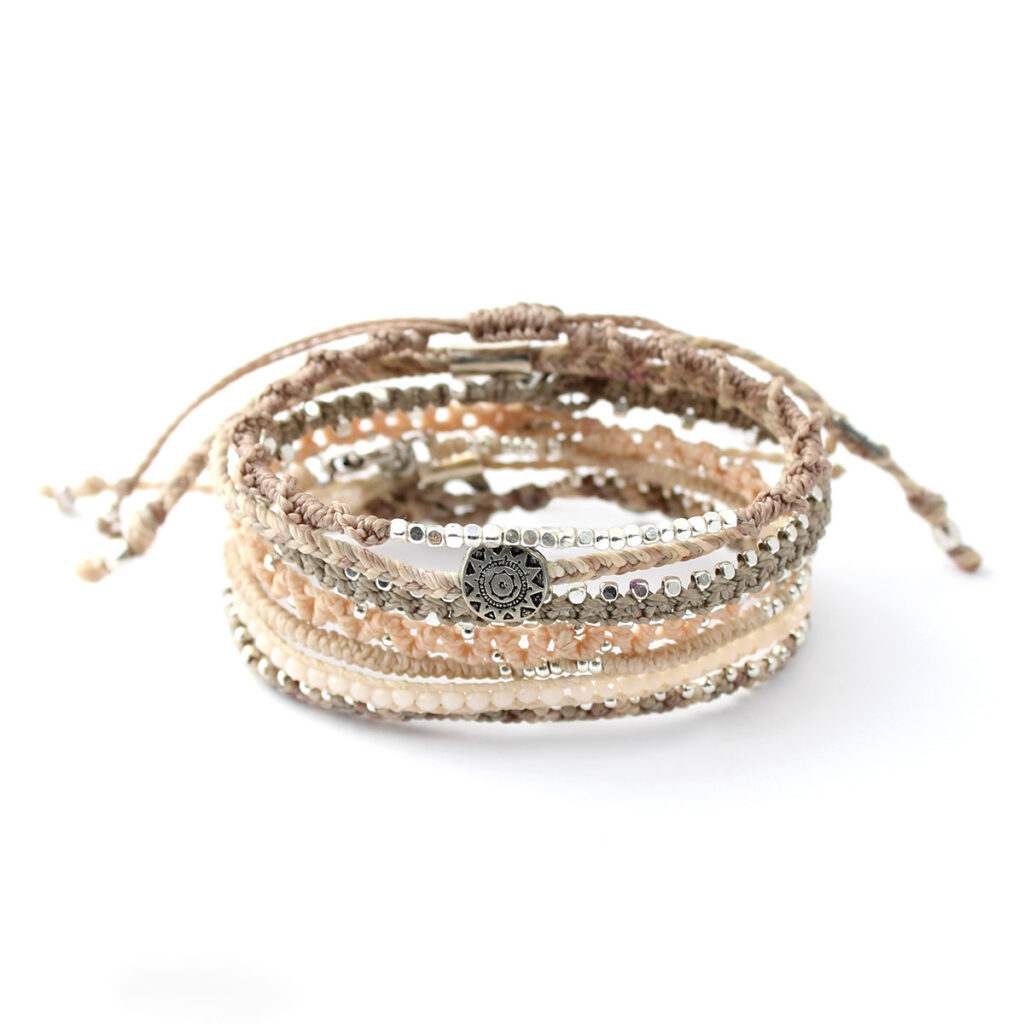 Wakami Earth Bracelet: Snow