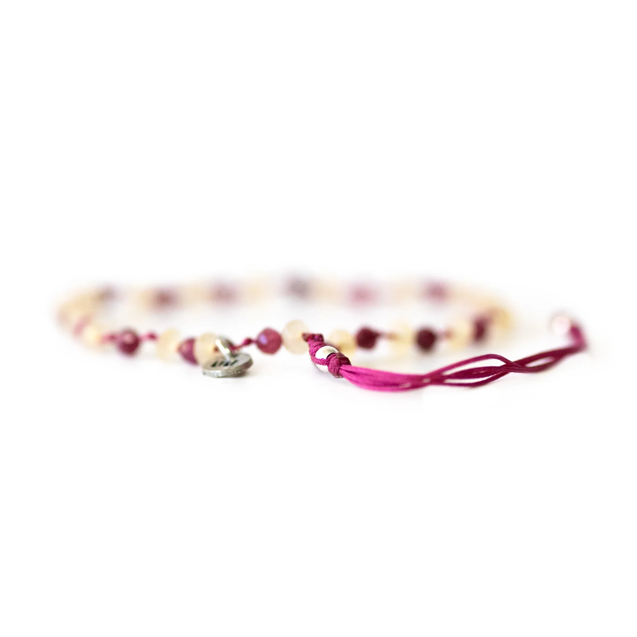 Öppna vägen – rosa 2 Rosa och lila armband med glasstenar